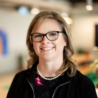 Jessica Welback , United Kingdom